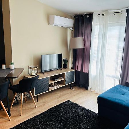 Studio Deluxe Mian เบลิอิสการ์ ภายนอก รูปภาพ