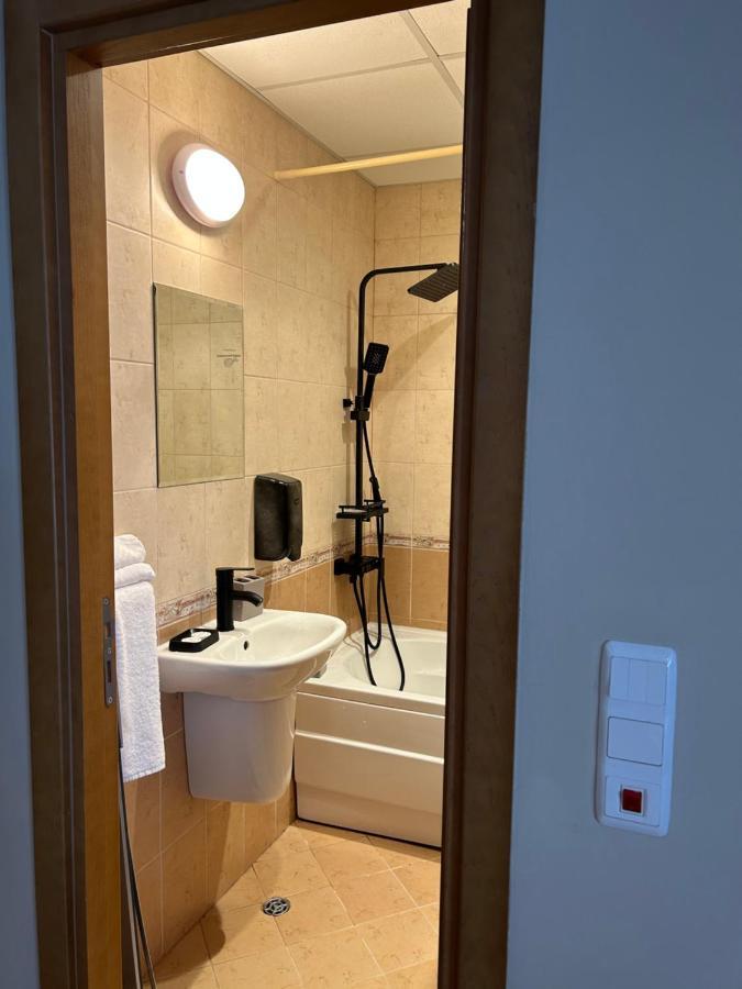 Studio Deluxe Mian เบลิอิสการ์ ภายนอก รูปภาพ